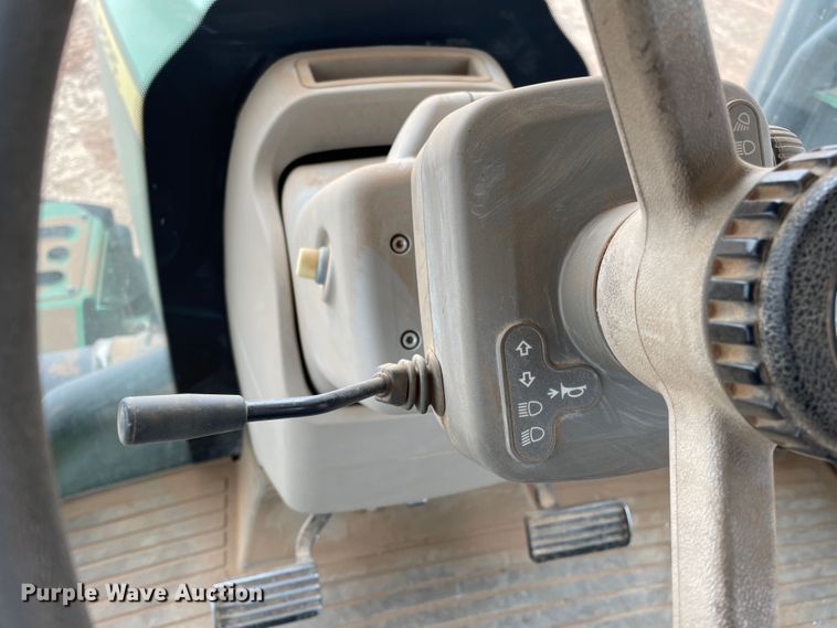 image for item DJ5128 2016 John Deere 9570R Scraper Special  4WD tractor