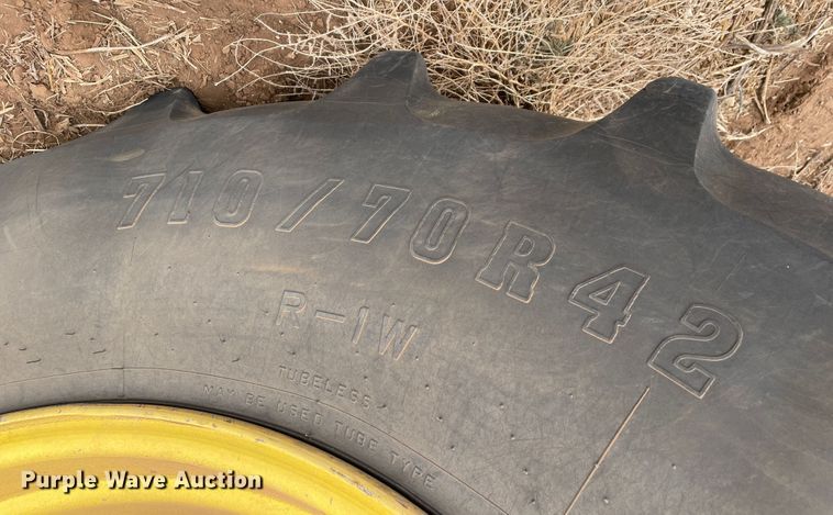 image for item DJ5128 2016 John Deere 9570R Scraper Special  4WD tractor