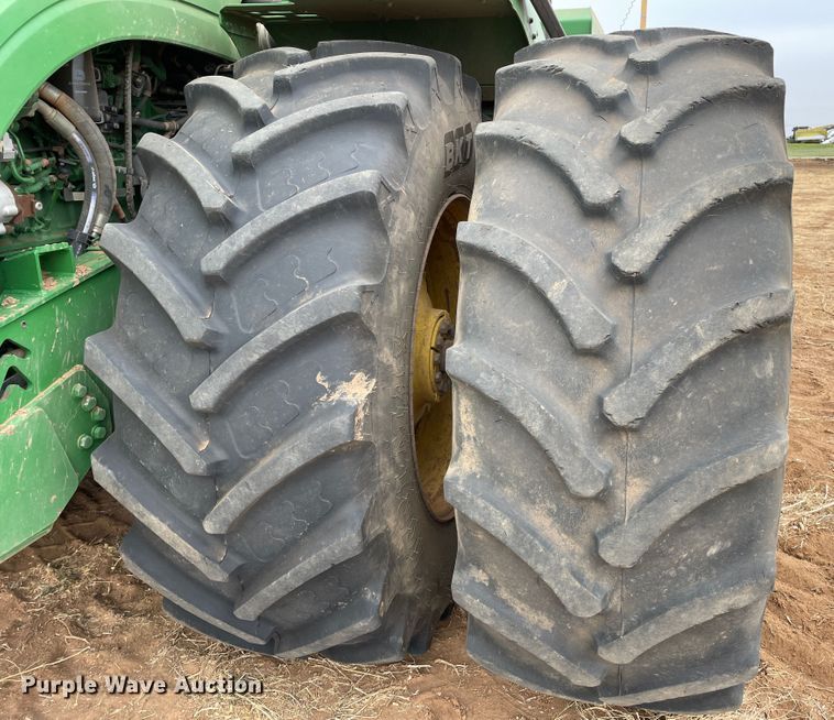 image for item DJ5128 2016 John Deere 9570R Scraper Special  4WD tractor