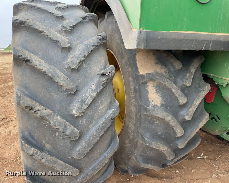 image for item DJ5128 2016 John Deere 9570R Scraper Special  4WD tractor