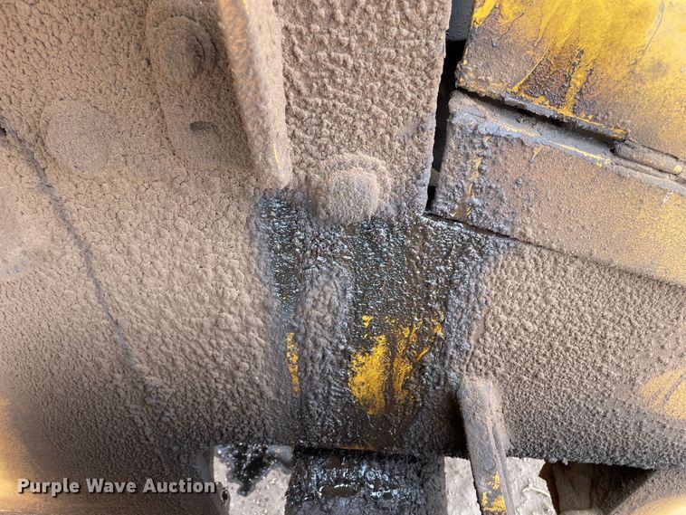 image for item DJ5132 2014 John Deere 624K  wheel loader