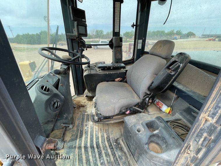 image for item DJ5132 2014 John Deere 624K  wheel loader