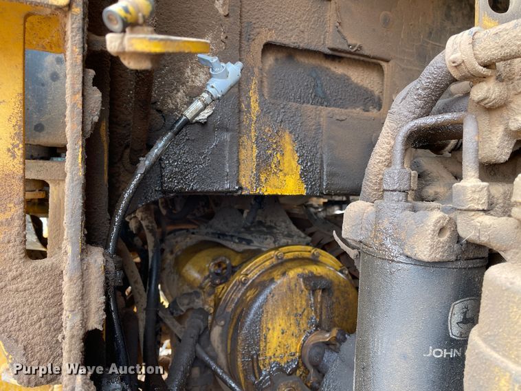 image for item DJ5132 2014 John Deere 624K  wheel loader