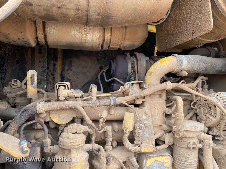 image for item DJ5132 2014 John Deere 624K  wheel loader