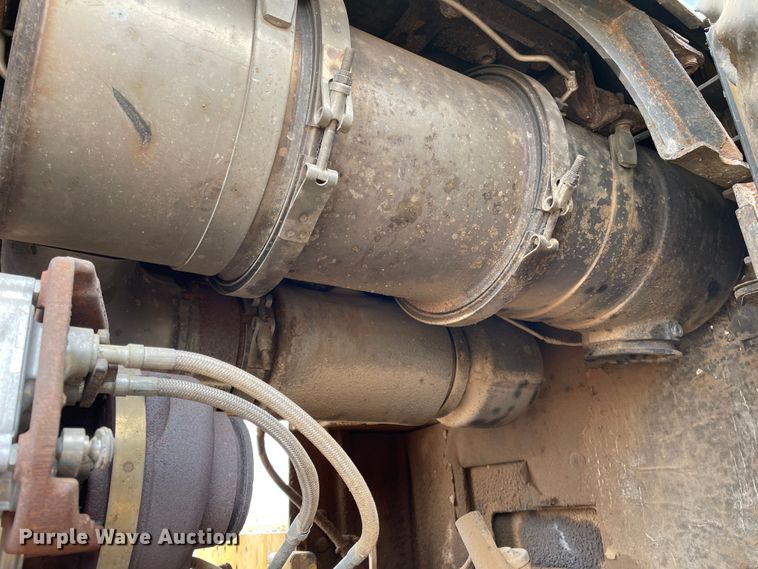 image for item DJ5132 2014 John Deere 624K  wheel loader