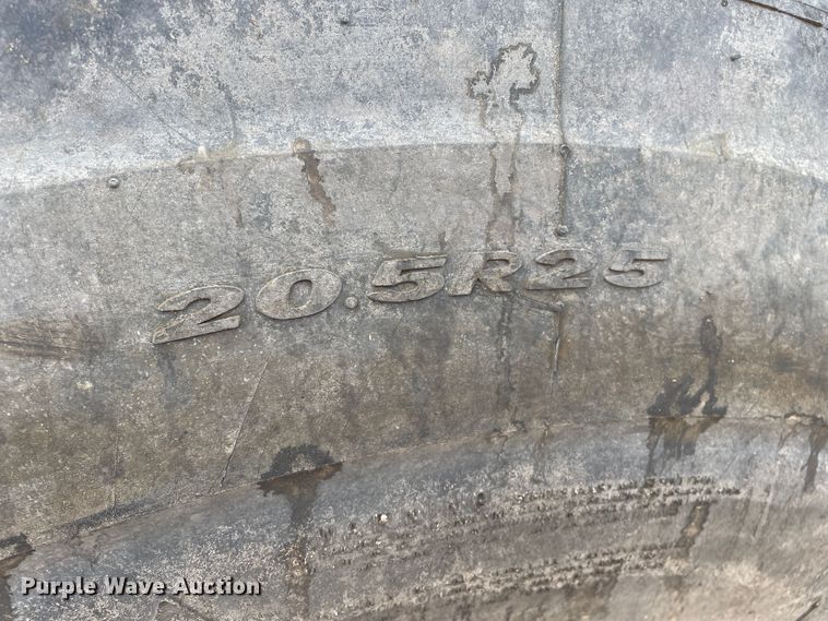 image for item DJ5132 2014 John Deere 624K  wheel loader