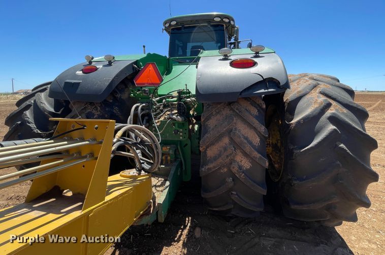 image for item DJ5140 2015 John Deere 9570R Scraper Special  4WD tractor