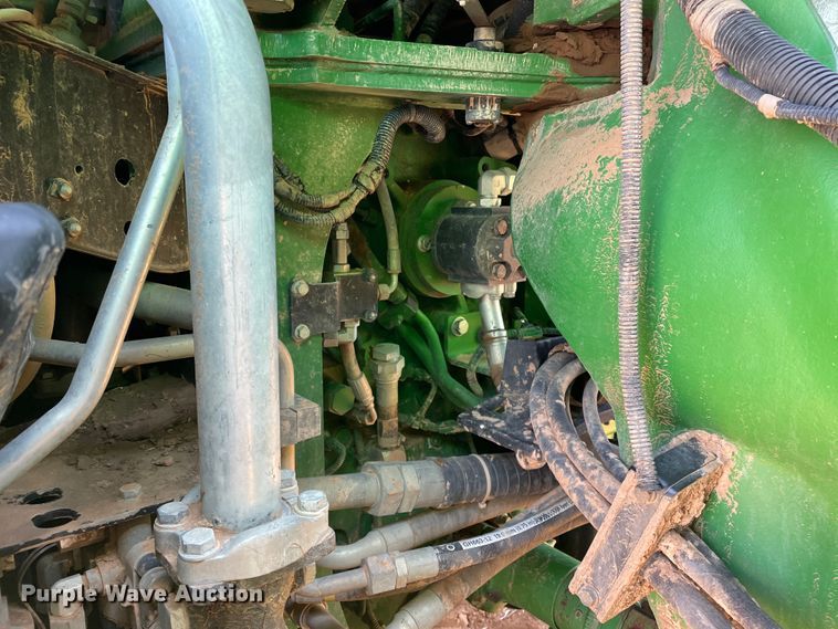 image for item DJ5140 2015 John Deere 9570R Scraper Special  4WD tractor