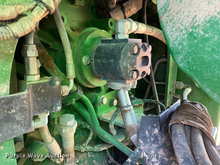 image for item DJ5140 2015 John Deere 9570R Scraper Special  4WD tractor