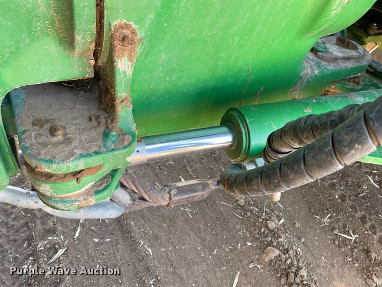 image for item DJ5140 2015 John Deere 9570R Scraper Special  4WD tractor