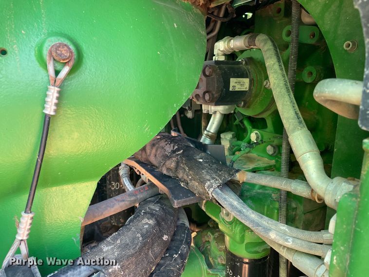 image for item DJ5140 2015 John Deere 9570R Scraper Special  4WD tractor