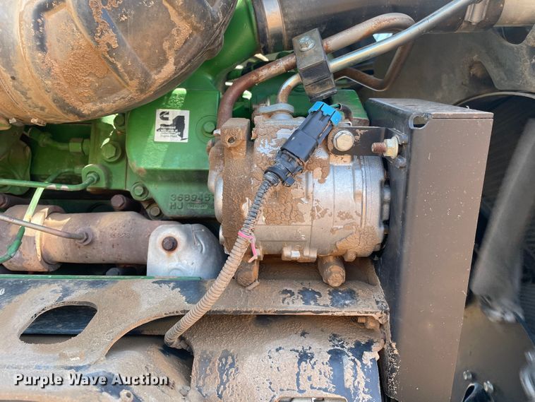 image for item DJ5140 2015 John Deere 9570R Scraper Special  4WD tractor