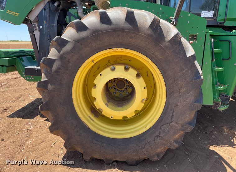 image for item DJ5140 2015 John Deere 9570R Scraper Special  4WD tractor
