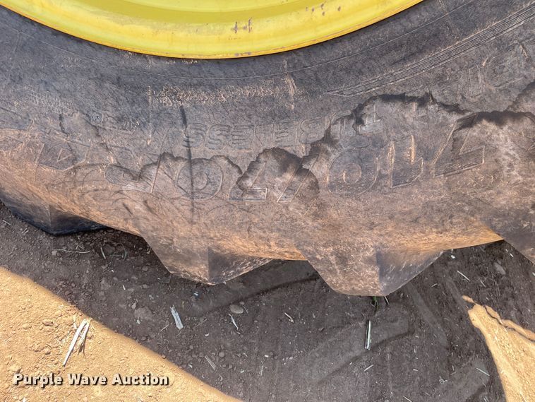 image for item DJ5140 2015 John Deere 9570R Scraper Special  4WD tractor