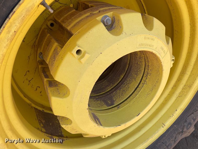 image for item DJ5140 2015 John Deere 9570R Scraper Special  4WD tractor