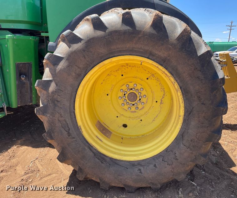 image for item DJ5140 2015 John Deere 9570R Scraper Special  4WD tractor