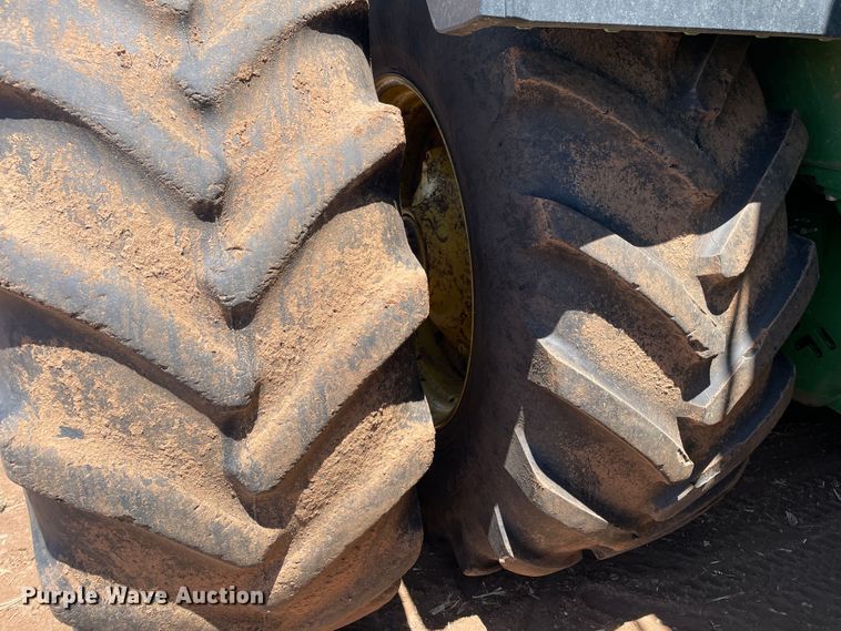 image for item DJ5140 2015 John Deere 9570R Scraper Special  4WD tractor