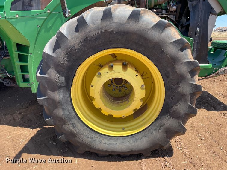 image for item DJ5140 2015 John Deere 9570R Scraper Special  4WD tractor