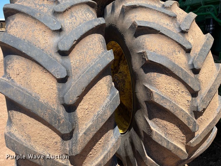 image for item DJ5140 2015 John Deere 9570R Scraper Special  4WD tractor