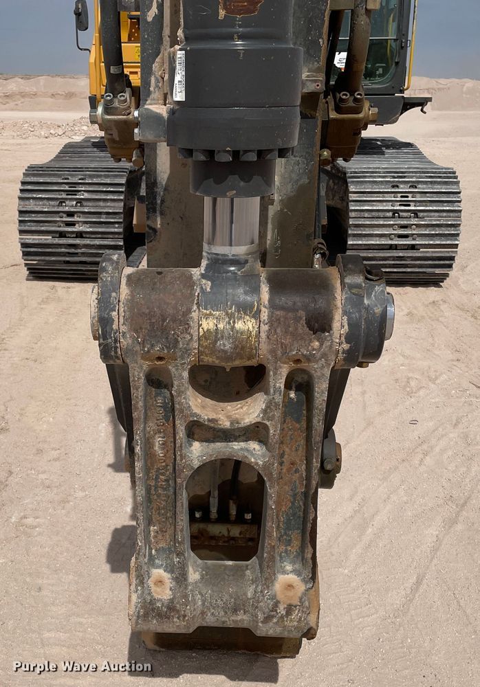 image for item DJ5141 2015 Volvo EC480EL  excavator