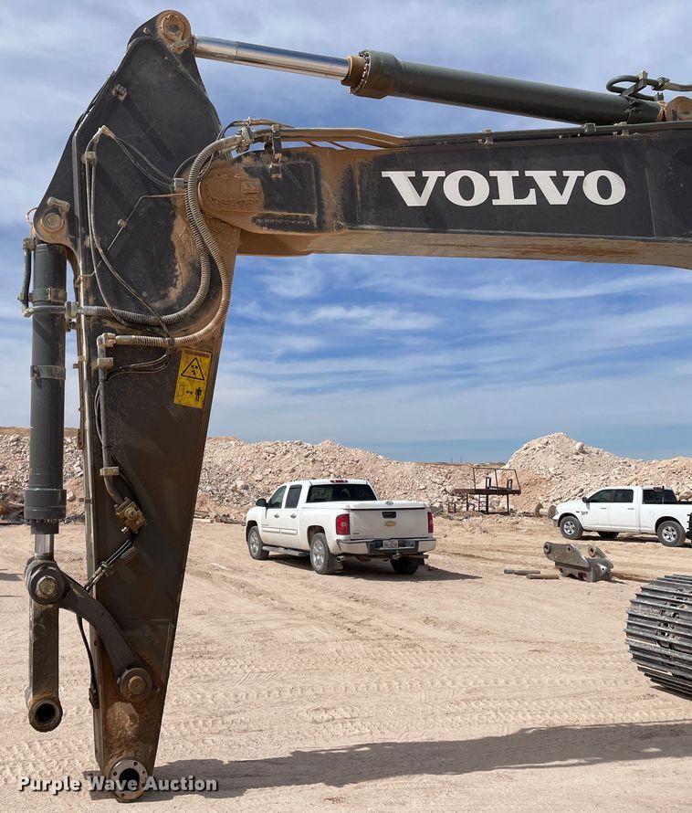 image for item DJ5141 2015 Volvo EC480EL  excavator