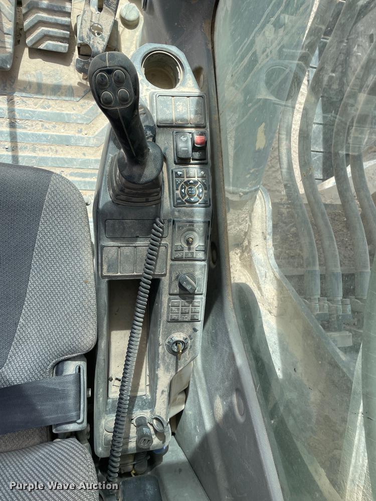 image for item DJ5141 2015 Volvo EC480EL  excavator