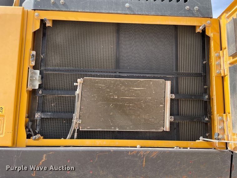 image for item DJ5141 2015 Volvo EC480EL  excavator