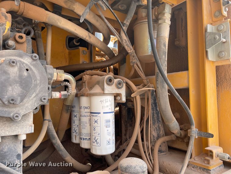 image for item DJ5141 2015 Volvo EC480EL  excavator