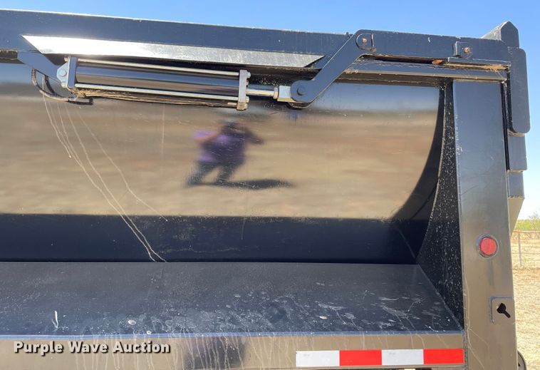 image for item DJ5146 2007 Mack CXN612  dump truck