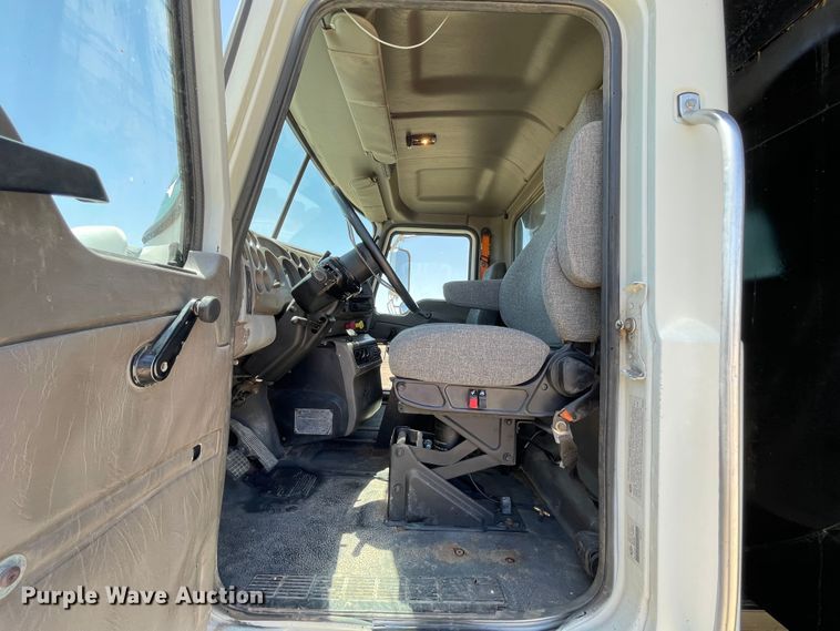 image for item DJ5146 2007 Mack CXN612  dump truck