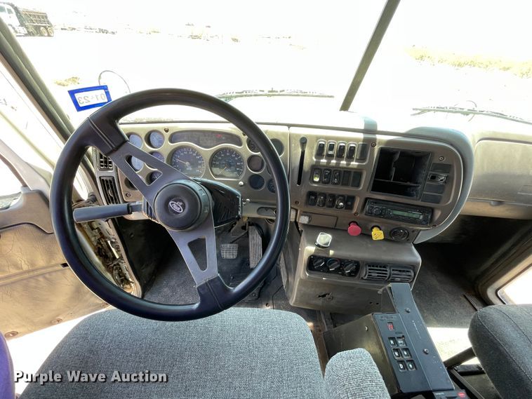 image for item DJ5146 2007 Mack CXN612  dump truck