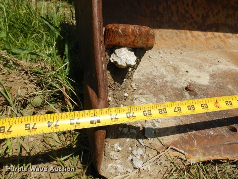 image for item DK0935 1979 John Deere 450C  track loader