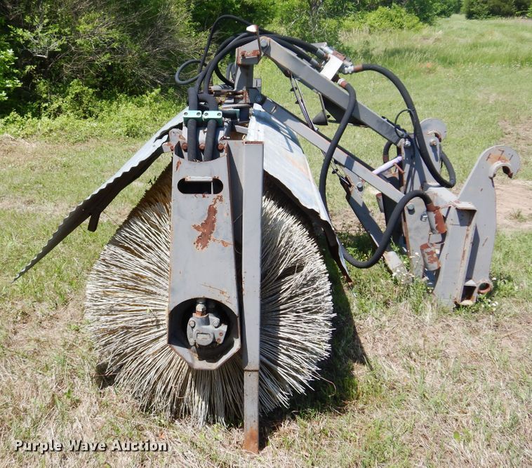 image for item DK0937 1997 Holms SAHL300  10' W broom