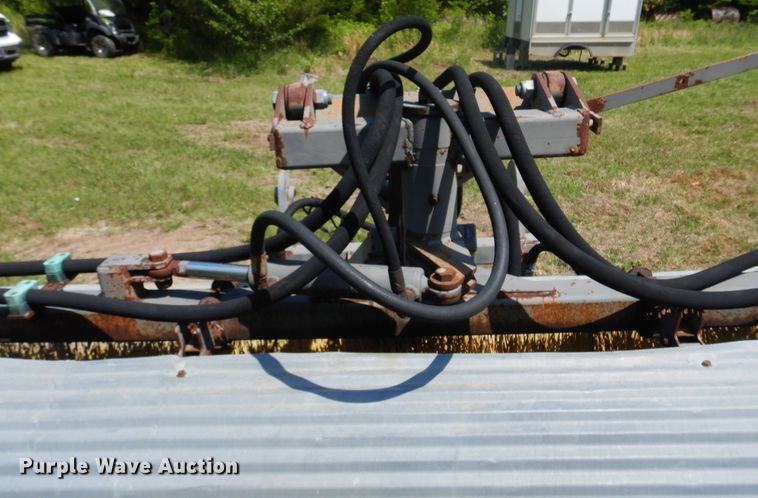 image for item DK0937 1997 Holms SAHL300  10' W broom