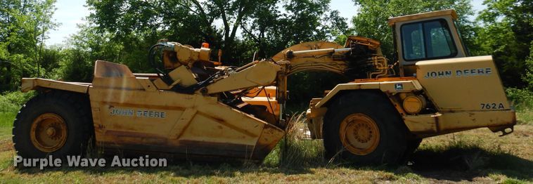 image for item DK0939 1985 John Deere 762A  elevating scraper