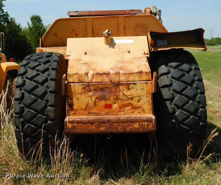 image for item DK0939 1985 John Deere 762A  elevating scraper