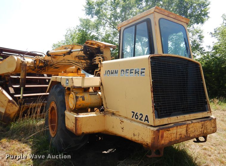 image for item DK0939 1985 John Deere 762A  elevating scraper