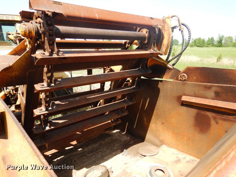 image for item DK0939 1985 John Deere 762A  elevating scraper