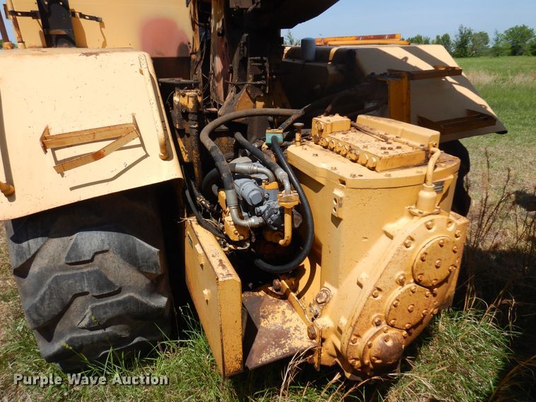 image for item DK0939 1985 John Deere 762A  elevating scraper