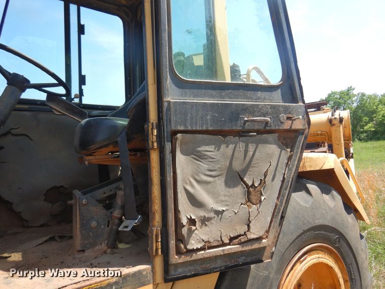 image for item DK0939 1985 John Deere 762A  elevating scraper