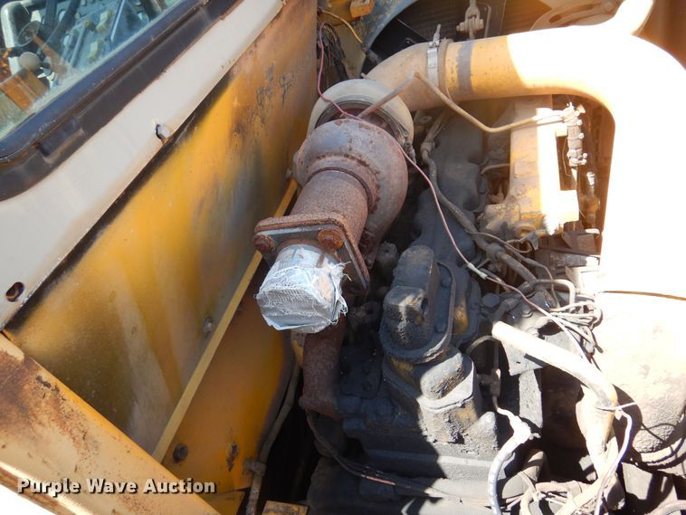 image for item DK0939 1985 John Deere 762A  elevating scraper