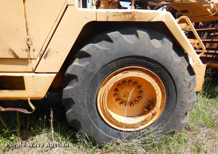 image for item DK0939 1985 John Deere 762A  elevating scraper