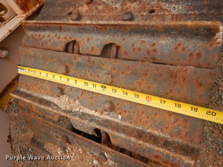 image for item DK3620 1972 Caterpillar D6  crawler tractor