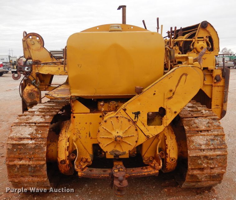 image for item DK3621 1971 Caterpillar D6  pipelayer
