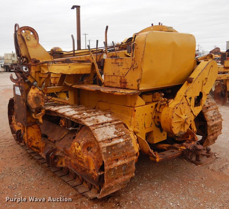 image for item DK3621 1971 Caterpillar D6  pipelayer