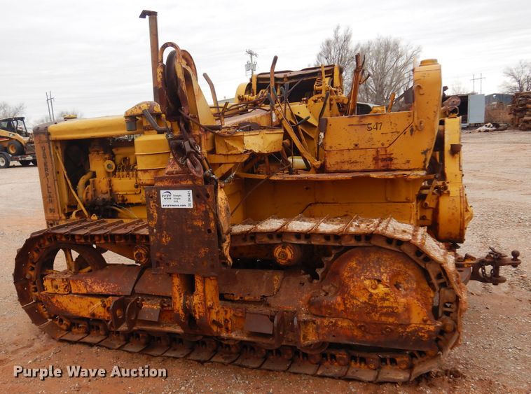 image for item DK3621 1971 Caterpillar D6  pipelayer
