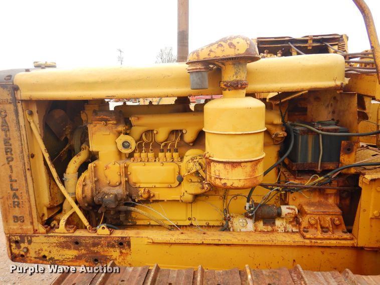image for item DK3621 1971 Caterpillar D6  pipelayer