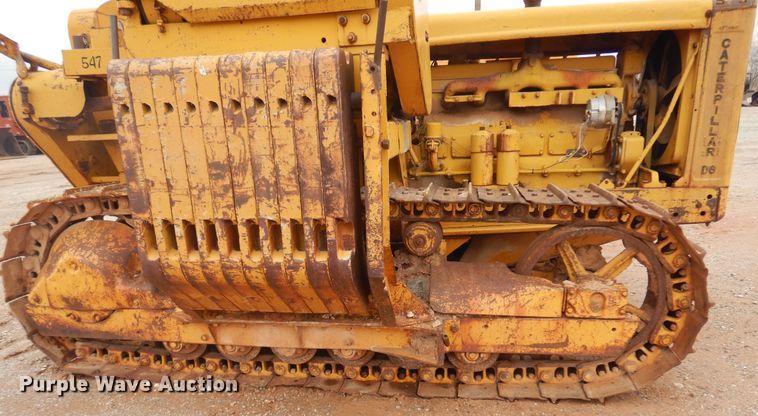 image for item DK3621 1971 Caterpillar D6  pipelayer