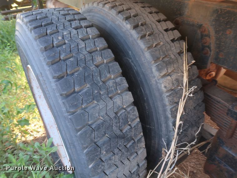 image for item DK3694 1993 Chevrolet Kodiak C6500  dump truck