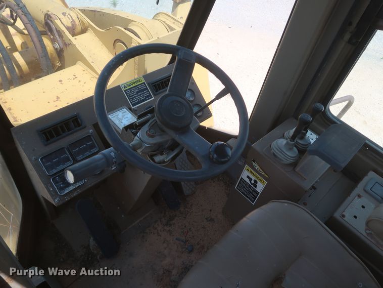 image for item DK3701 1993 Kawasaki 90ZIII  wheel loader